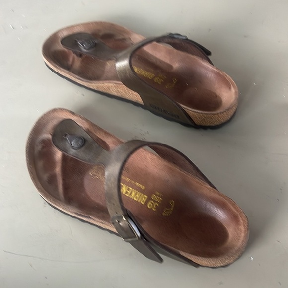 Birkenstock Bronze Metallic Thong Sandals size 39 - Picture 2 of 10